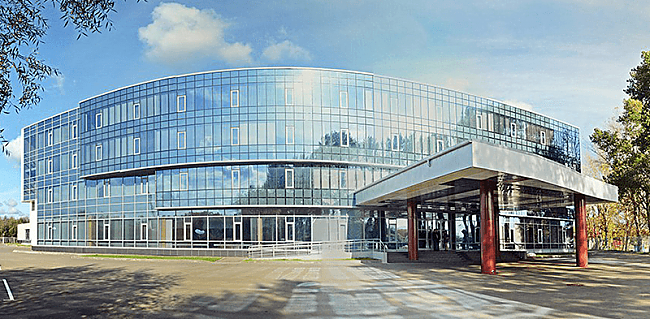 панорамные фасады учебно-тренировочного центра Руза